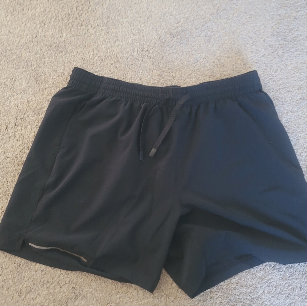 Black Bear Bottom Shorts  XL 5.5 Inseam